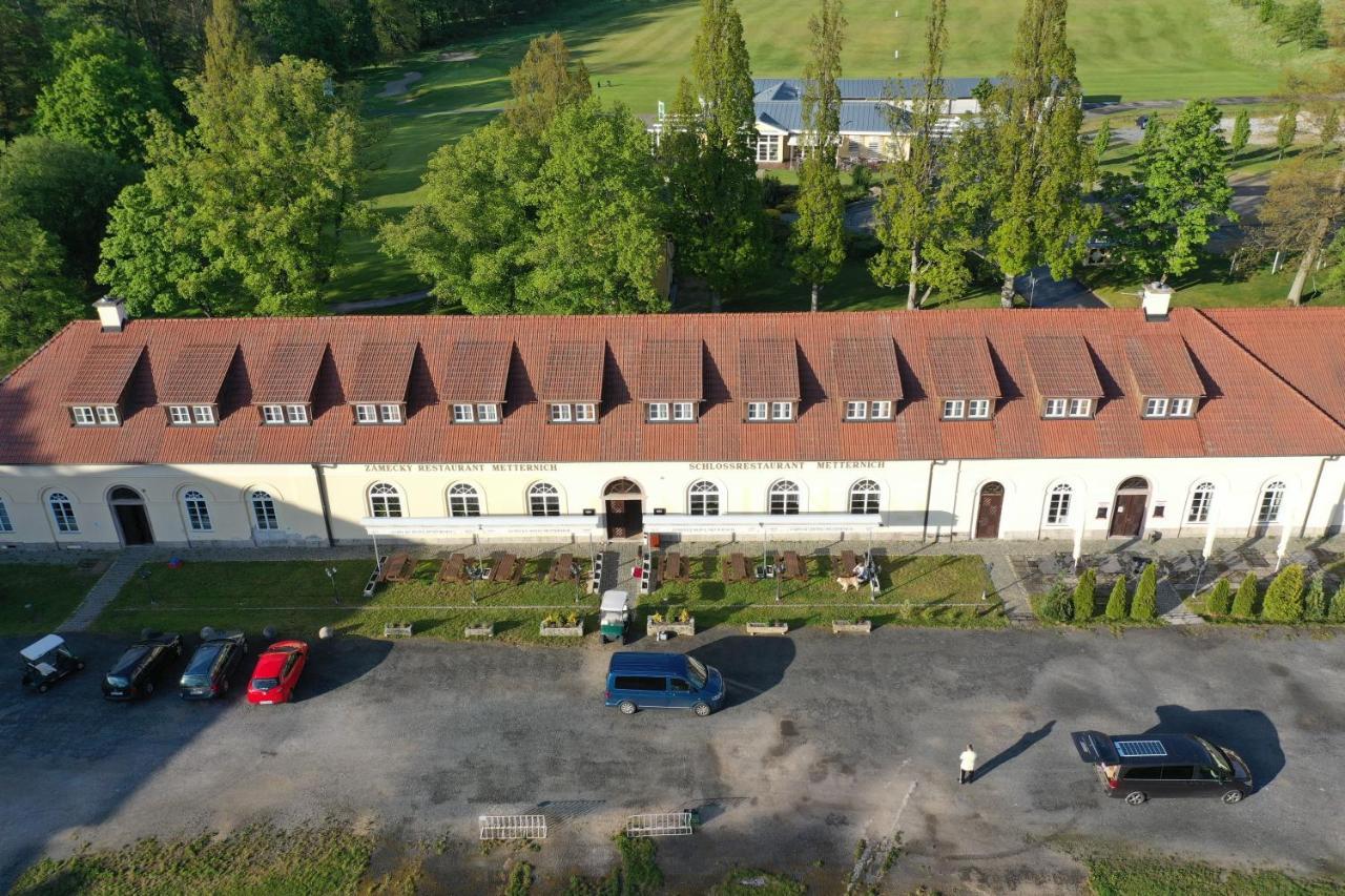 Zamecky Hotel Metternich Velka Hledsebe Exteriör bild